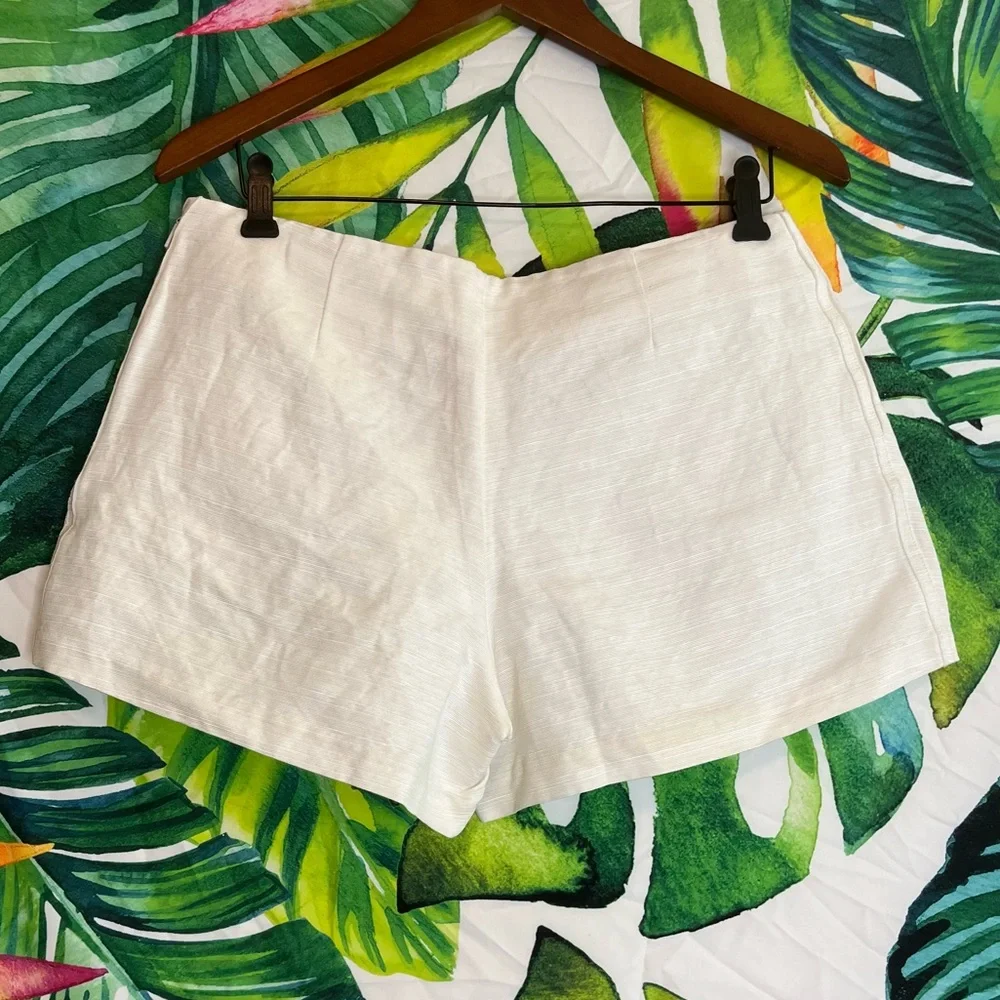 NWT $195 Tory Burch 8 Ivory White Canvas Pleat Front Georgina Preppy Shorts